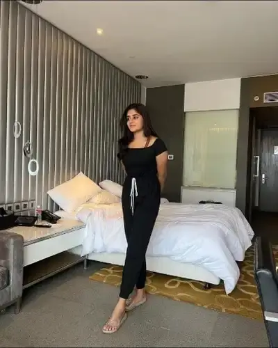 Shella Bholaganj Call Girl Service